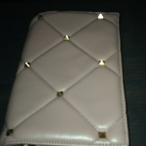 Handbag - Picture 3 of 5